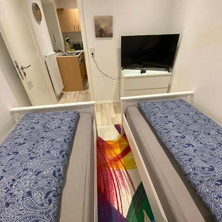 Schoen, Praktisch & Zentrale Lage Bergrheinfeld Kültér fotó